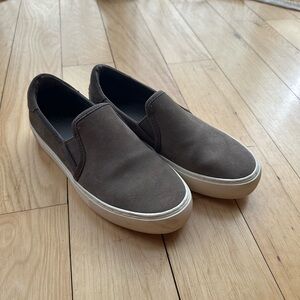 UGG 1106545 Grey Jass Suede Slip-on